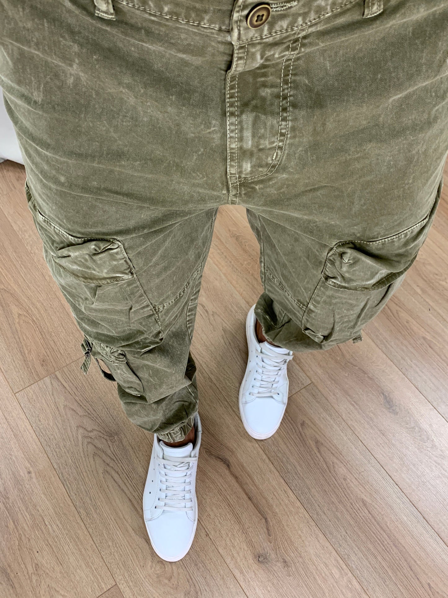 Jeans Stone Slavato con tasconi col. Khaki