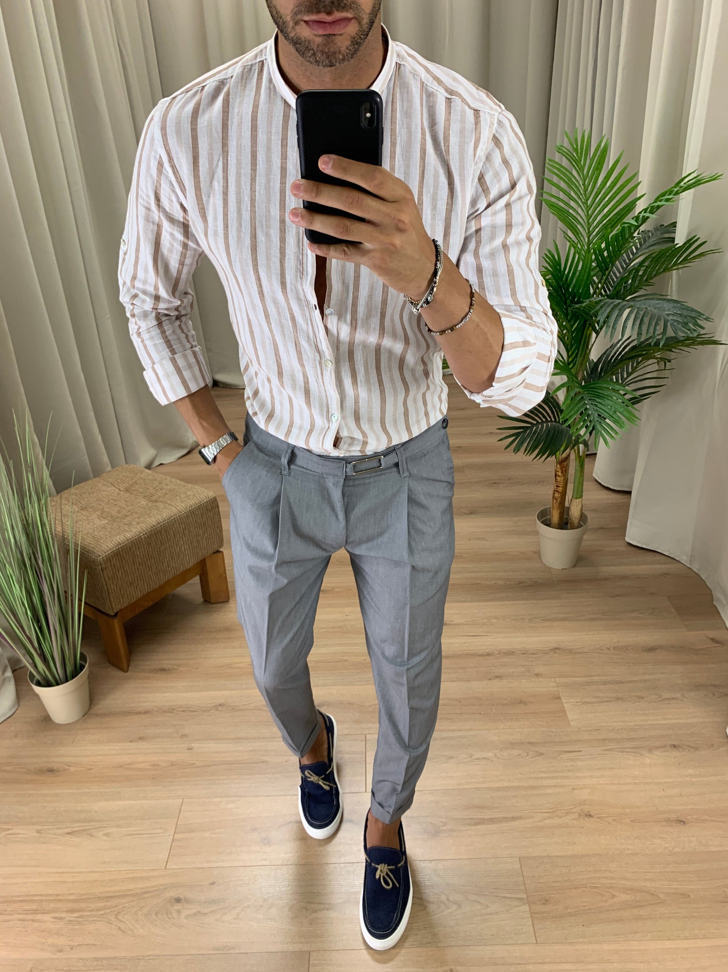 Pantalone Trieste con Fibbia e Pinces col. Grigio