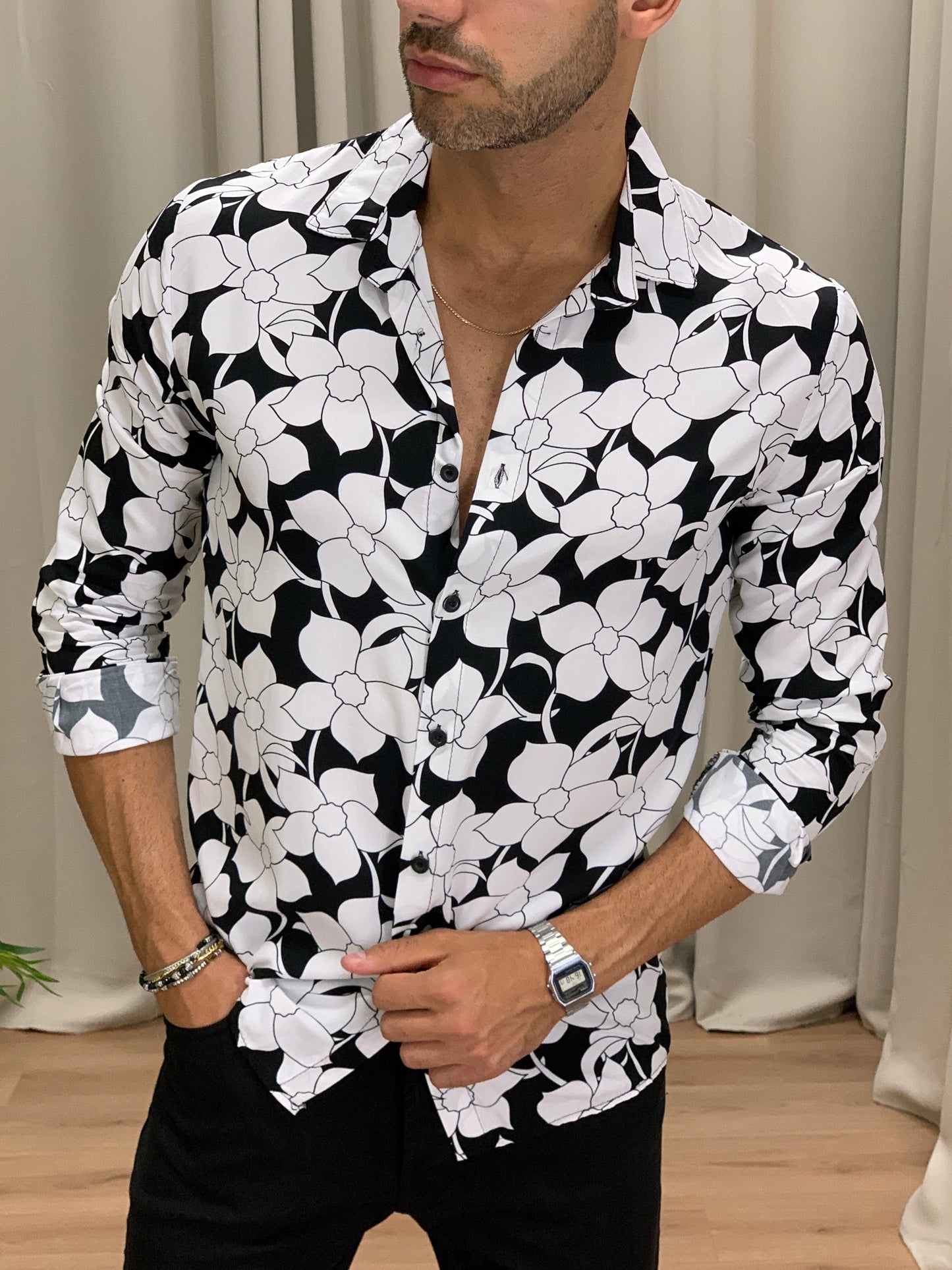 Camicia Relax Flowers con Fantasia col. Bianco