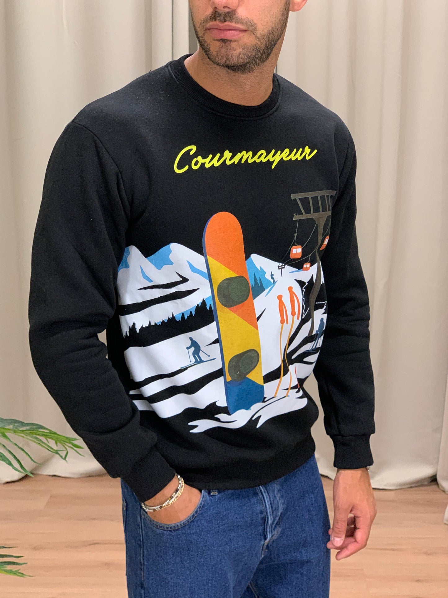 Felpa Courmayeur girocollo col. Nero