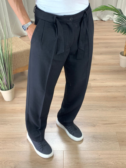 Pantalone Tred con Pinces ed Accessorio Rimovibile col. Nero