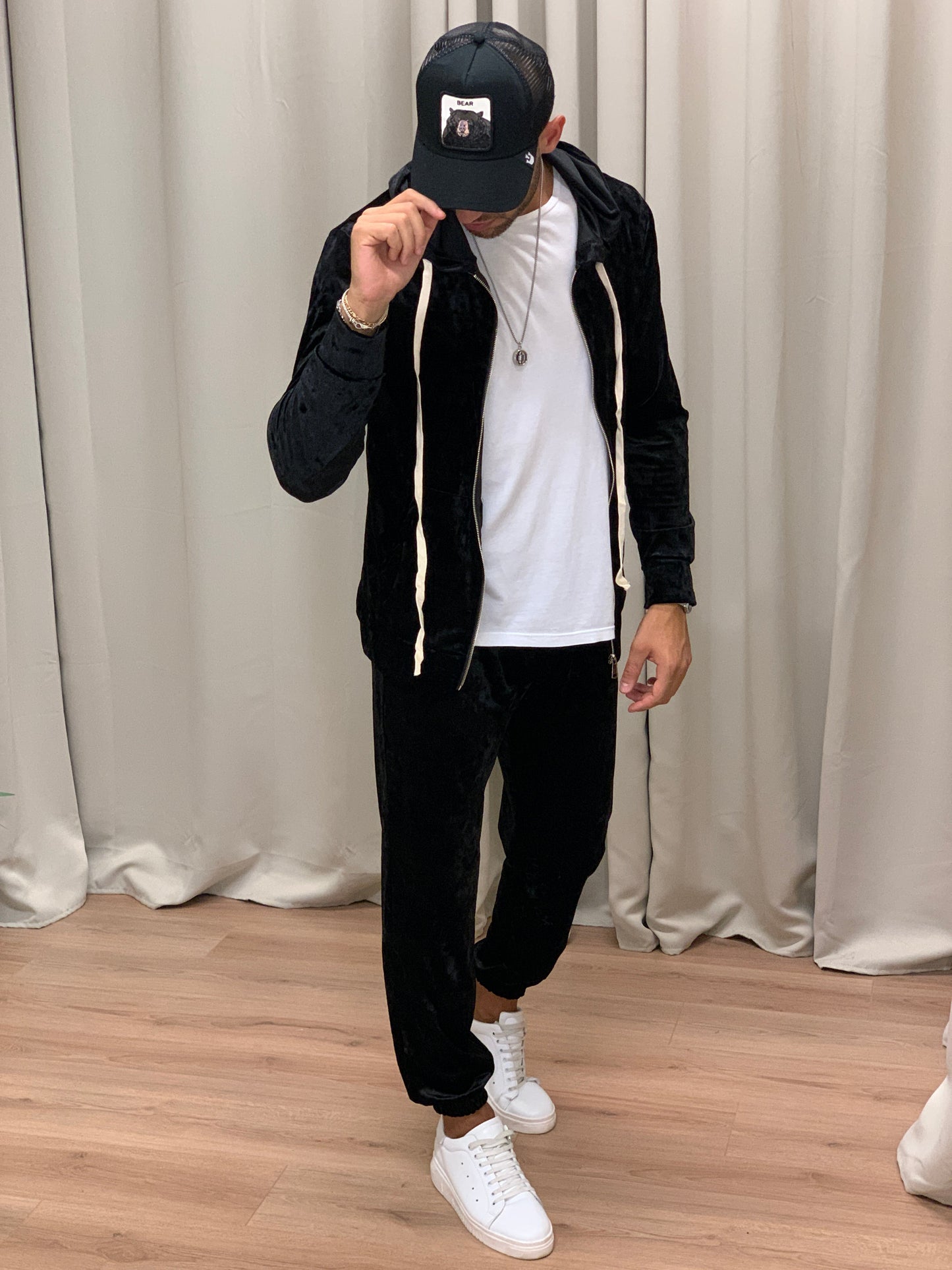 Completo 166 Felpa con Zip + Pantalone col. Nero