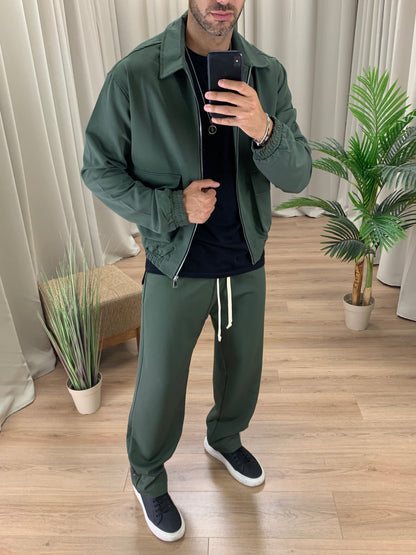 Completo Over 143 Camicia con Zip + Pantalone col. Verde Militare