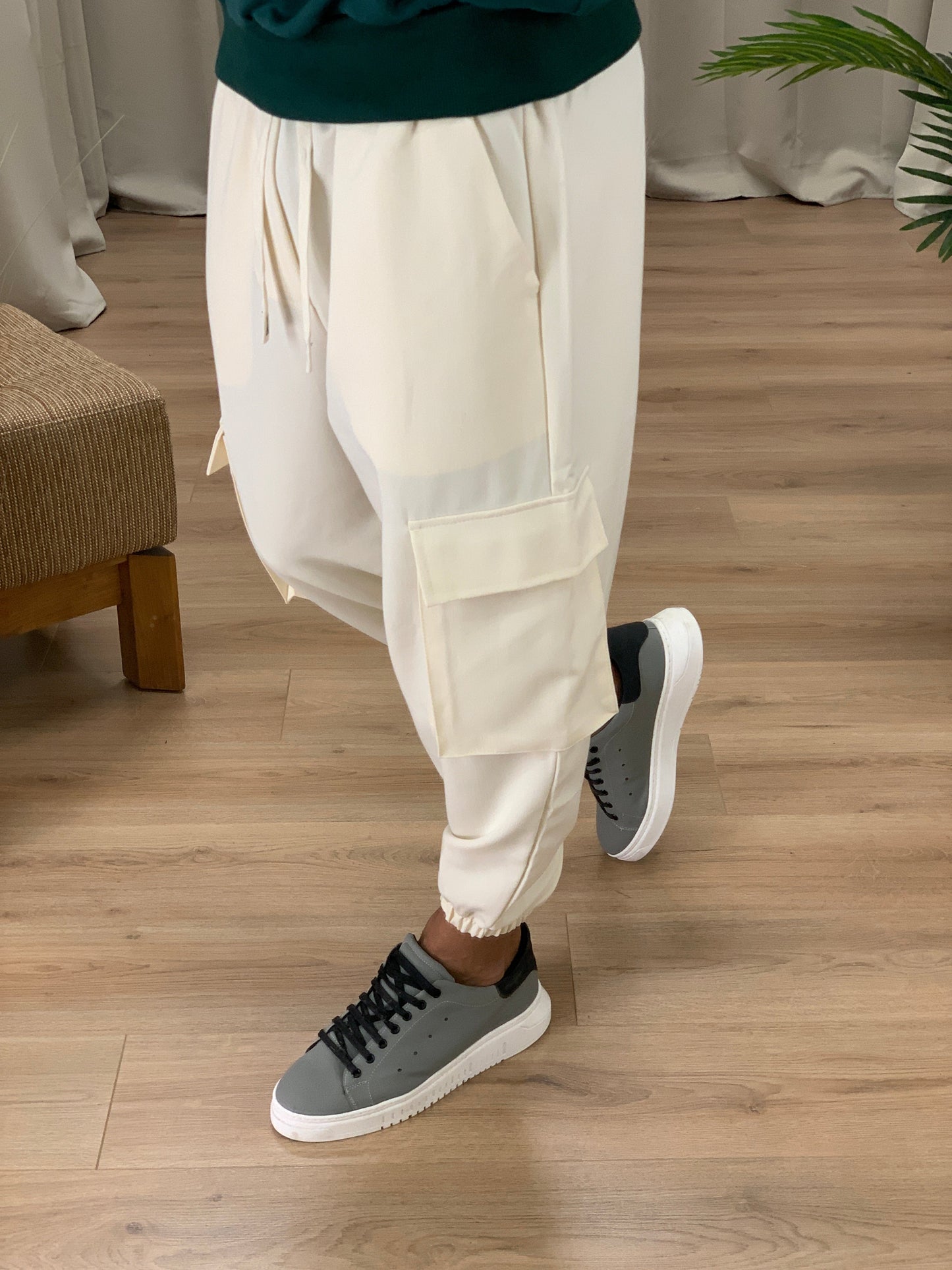 Pantalone Cargo Rug con elastico col. Avorio