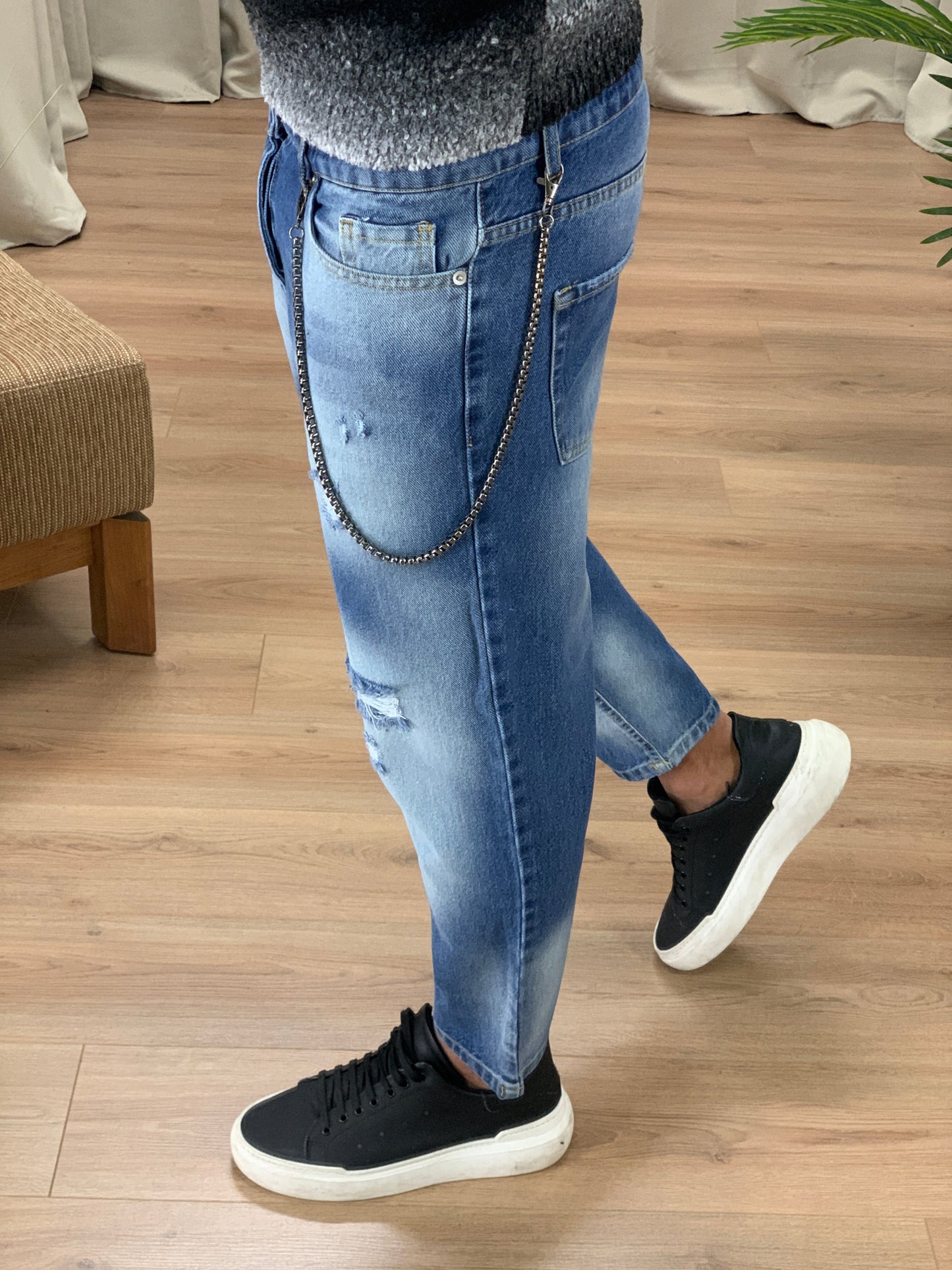 Jeans Krav con piccole Rotture col. Denim