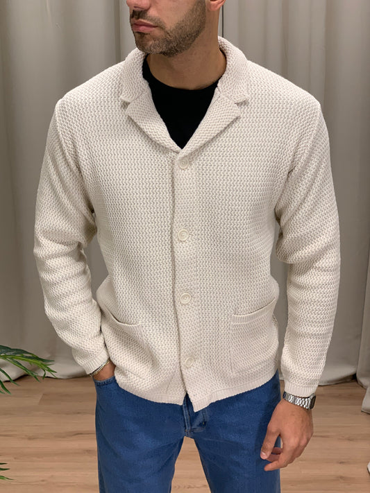Giacca in maglia con taschini col. Avorio