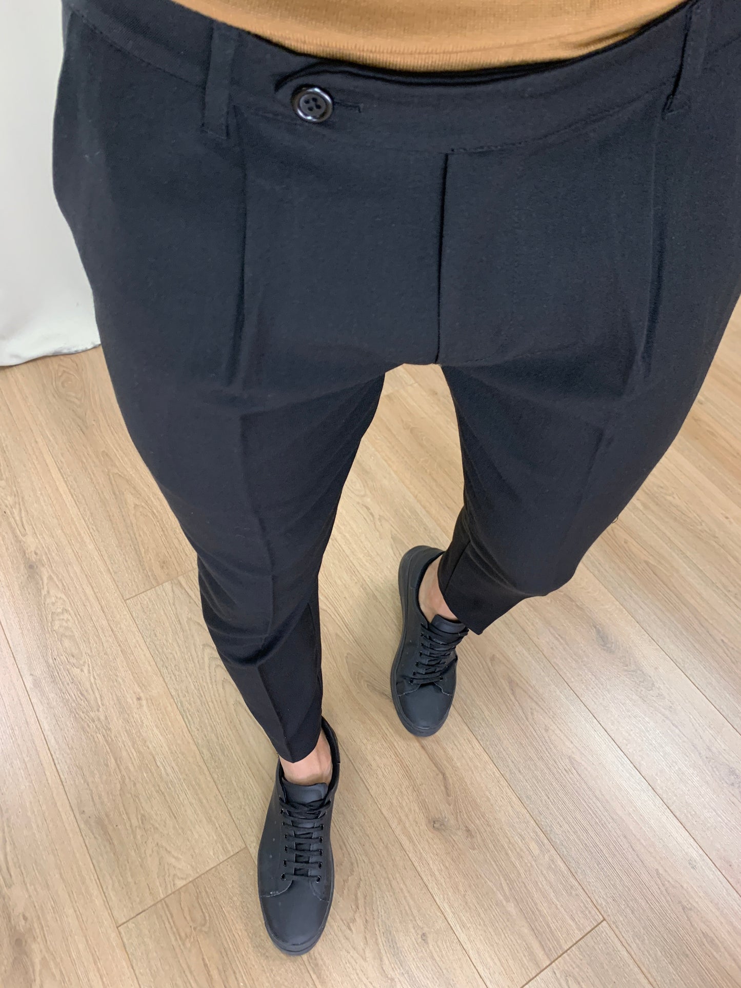 Pantalone Milano con pinces col. Nero