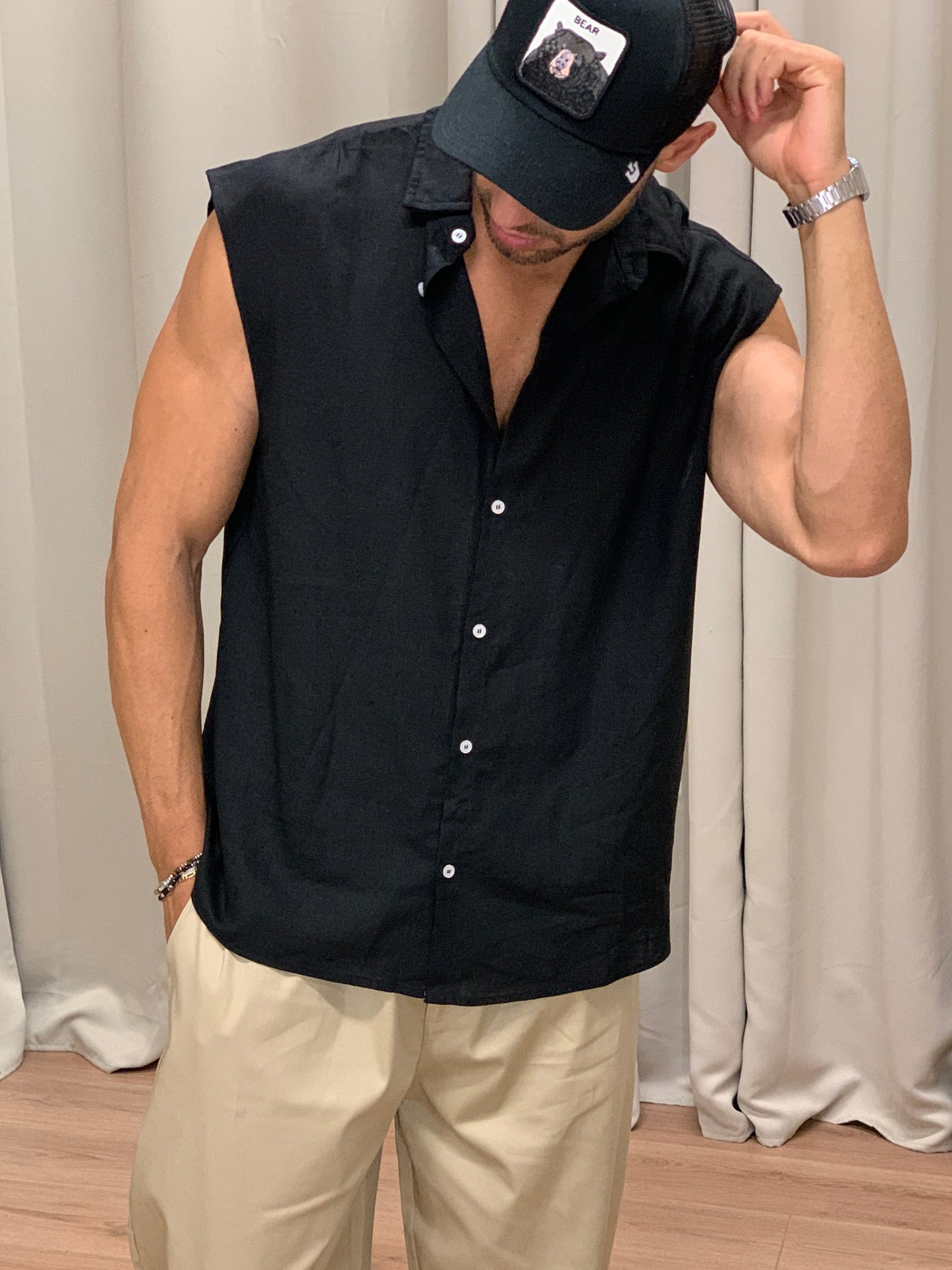 Camicia smanicata Over in Lino col. Nero