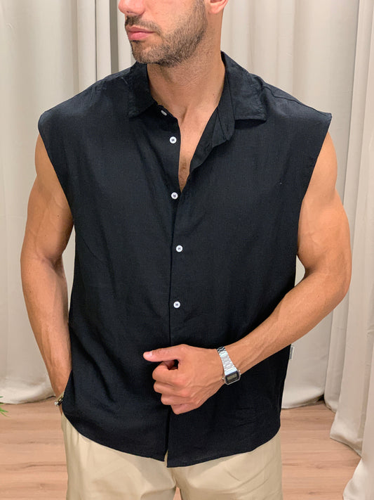 Camicia smanicata Over in Lino col. Nero