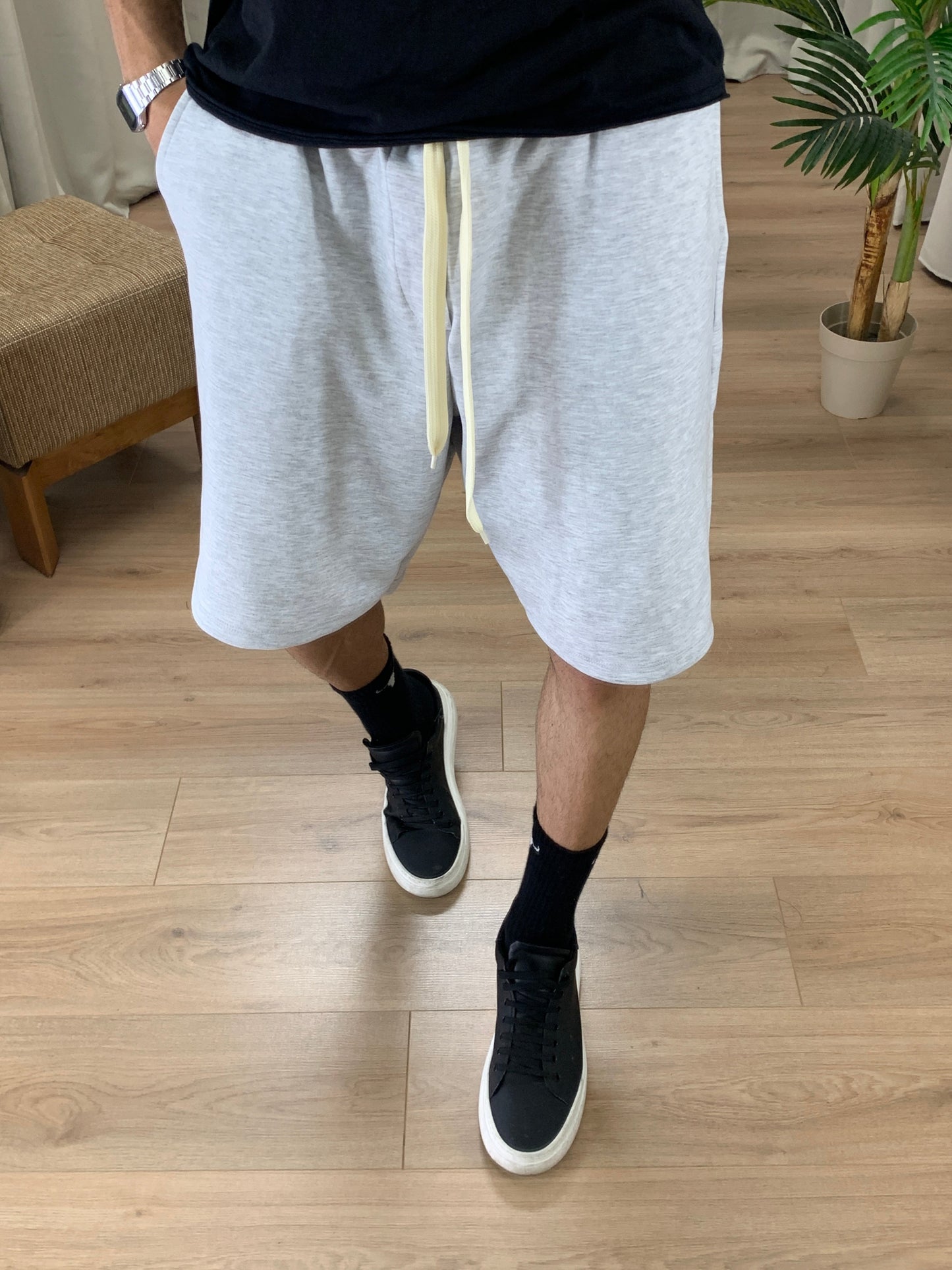 Bermuda Interlock Garzato con Elastico in Vita col. Grigio