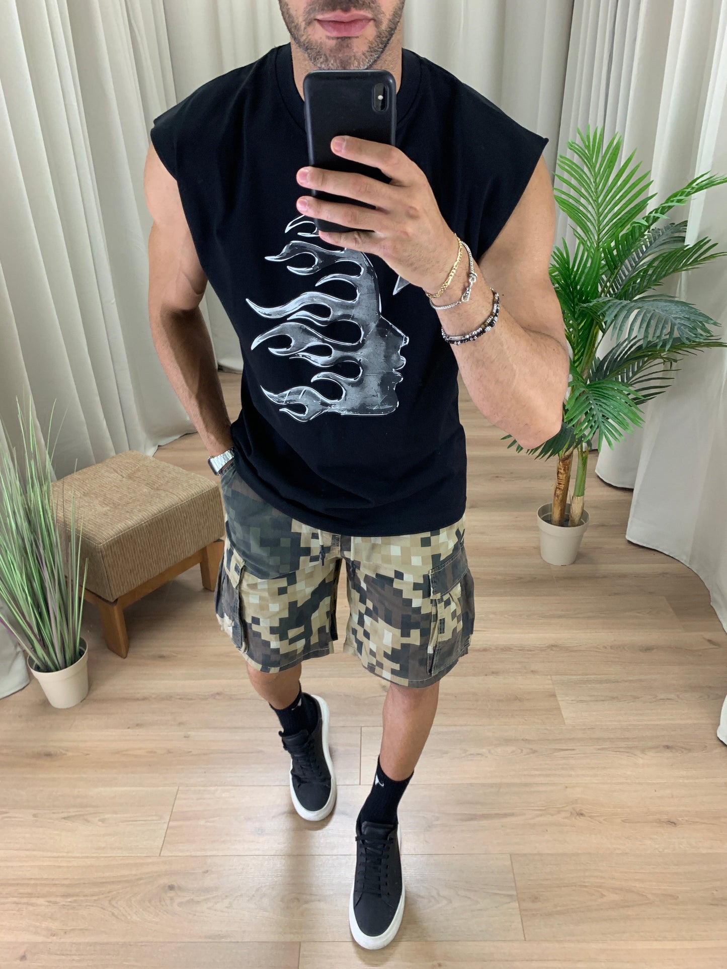 Bermuda Pixel Camo con Tasconi col. Verde Militare