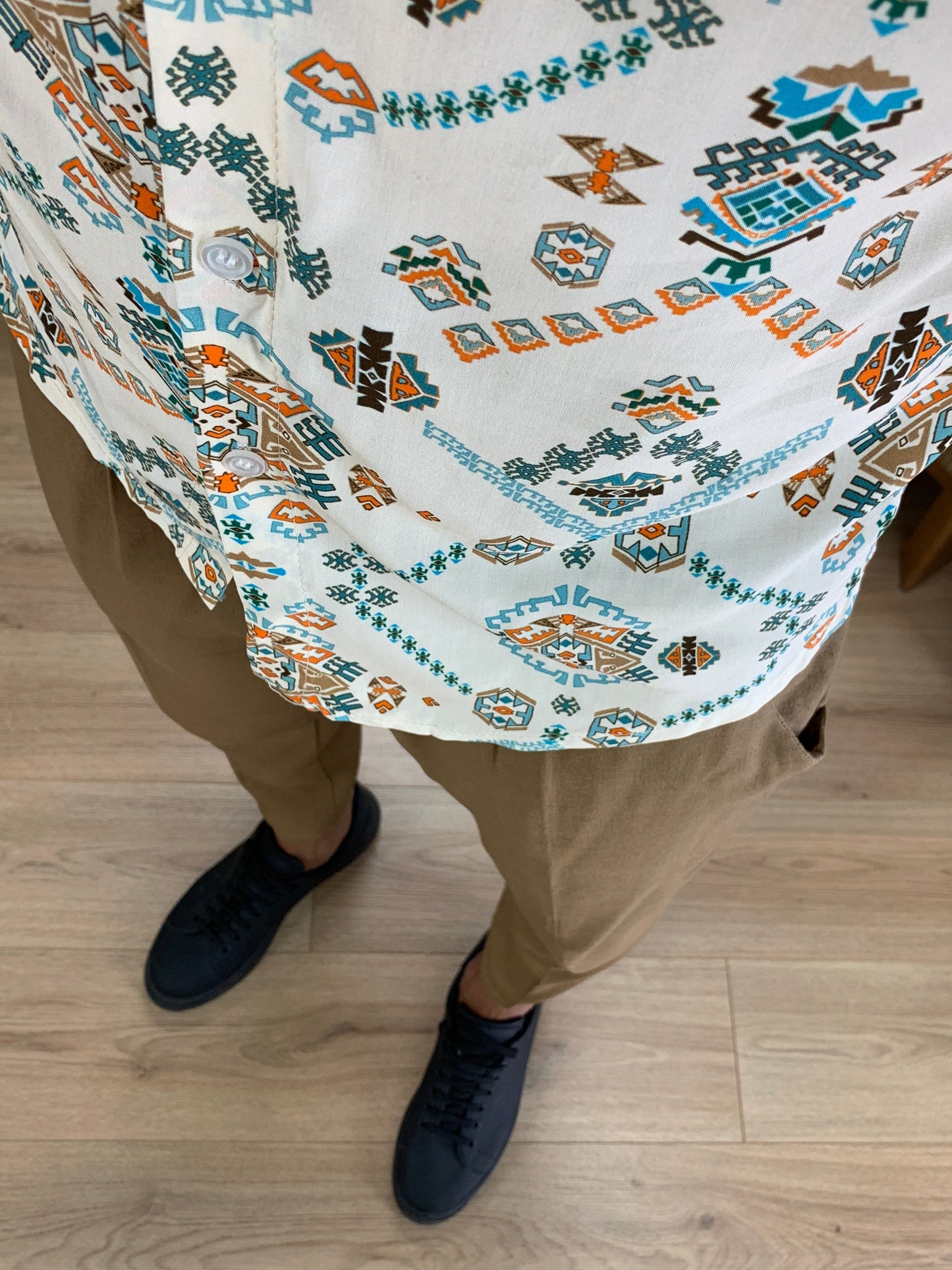 Camicia fantasia etnica in viscosa col. Beige