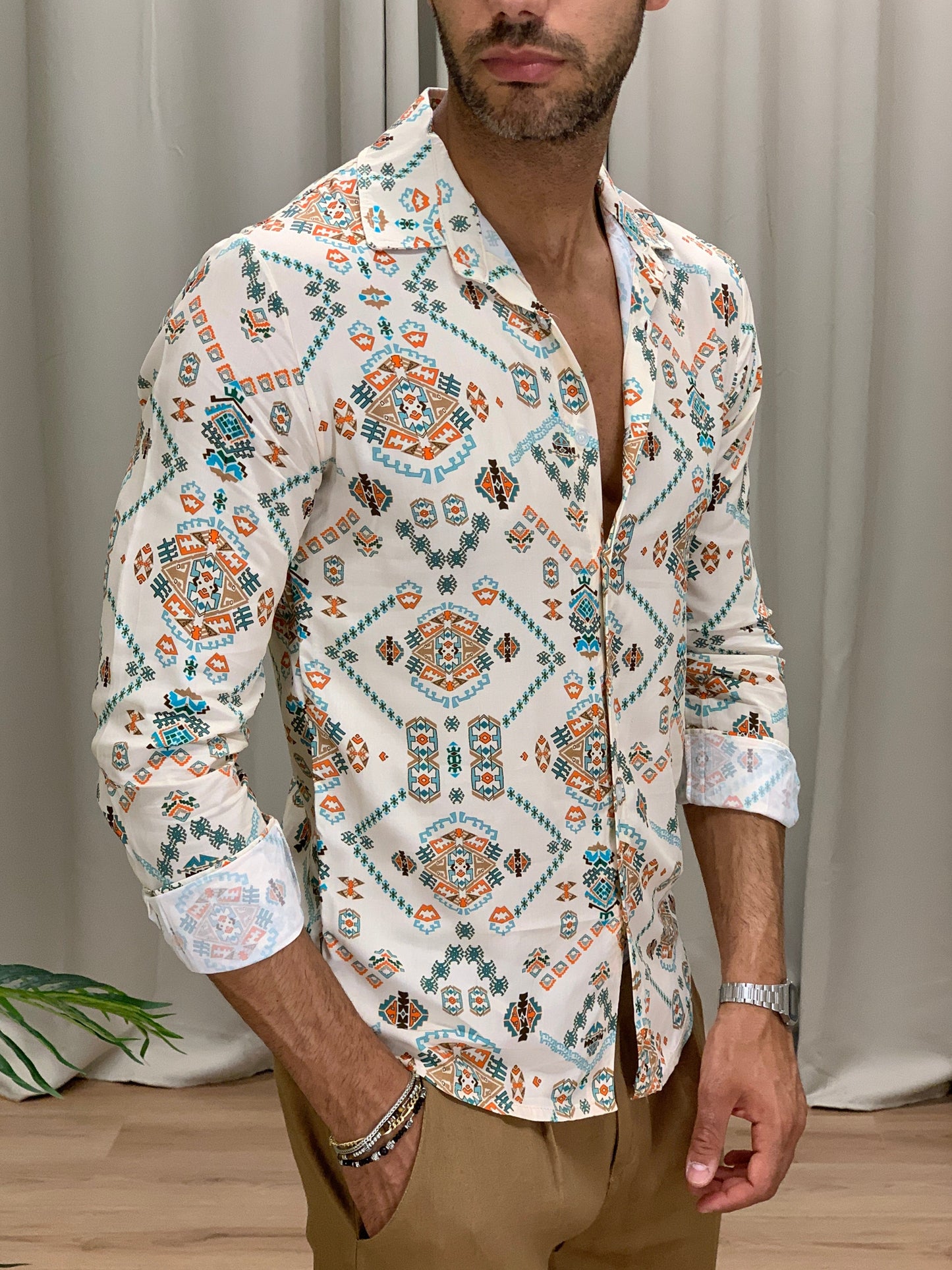 Camicia fantasia etnica in viscosa col. Beige