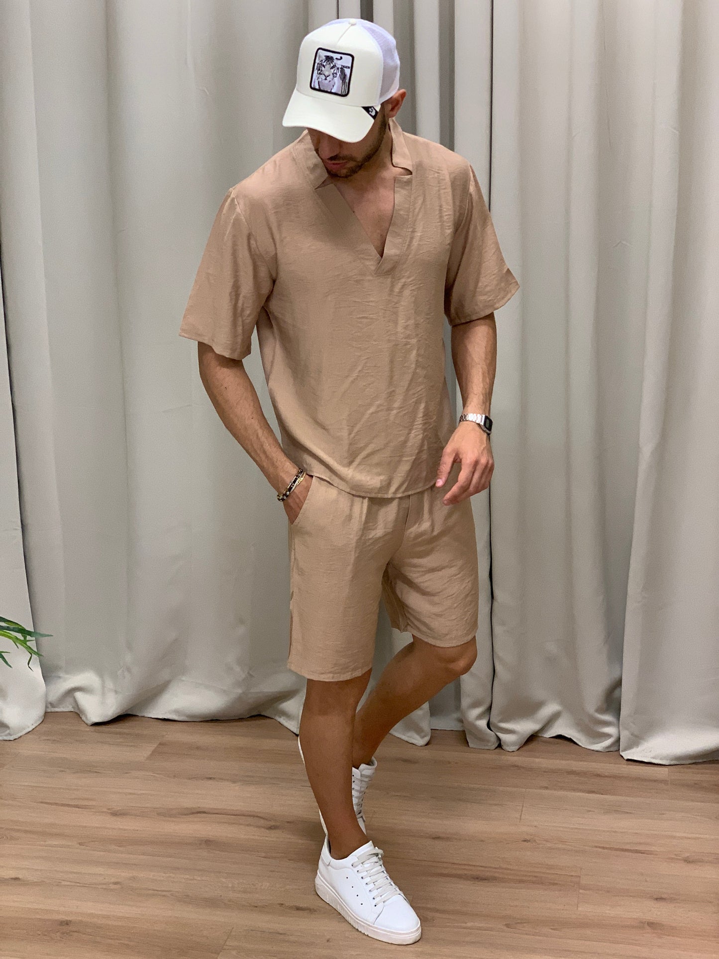 Completo Juan Bermuda + T-shirt scollo Kimono col. Cammello