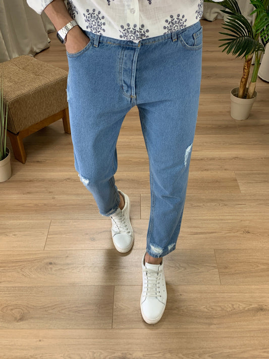 Jeans Astrik con Leggere Abrasioni col. Denim