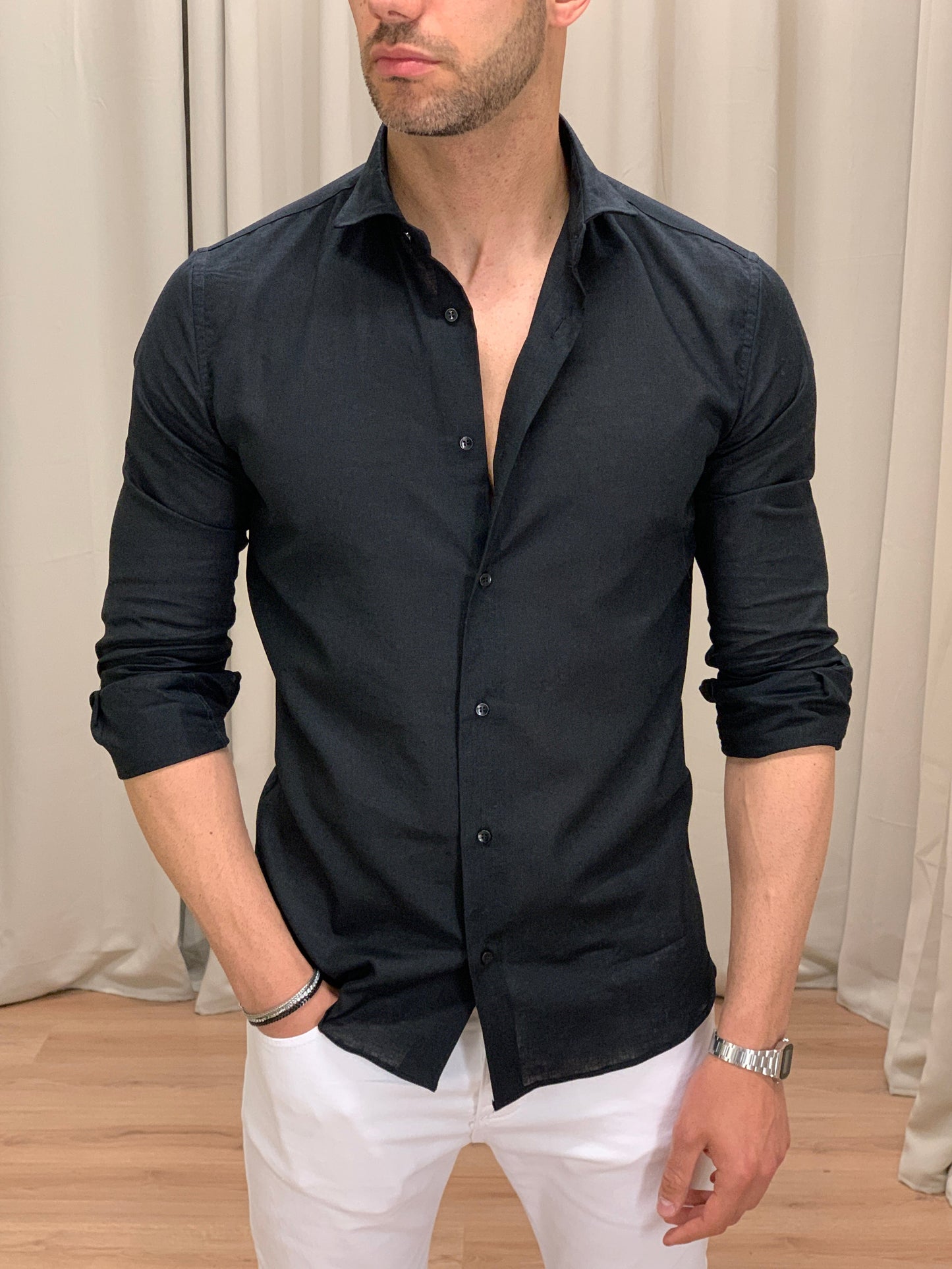 Camicia Santiago in Lino collo classico col. Nero