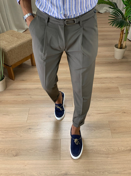 Pantalone Trieste con Fibbia e Pinces col. Tortora