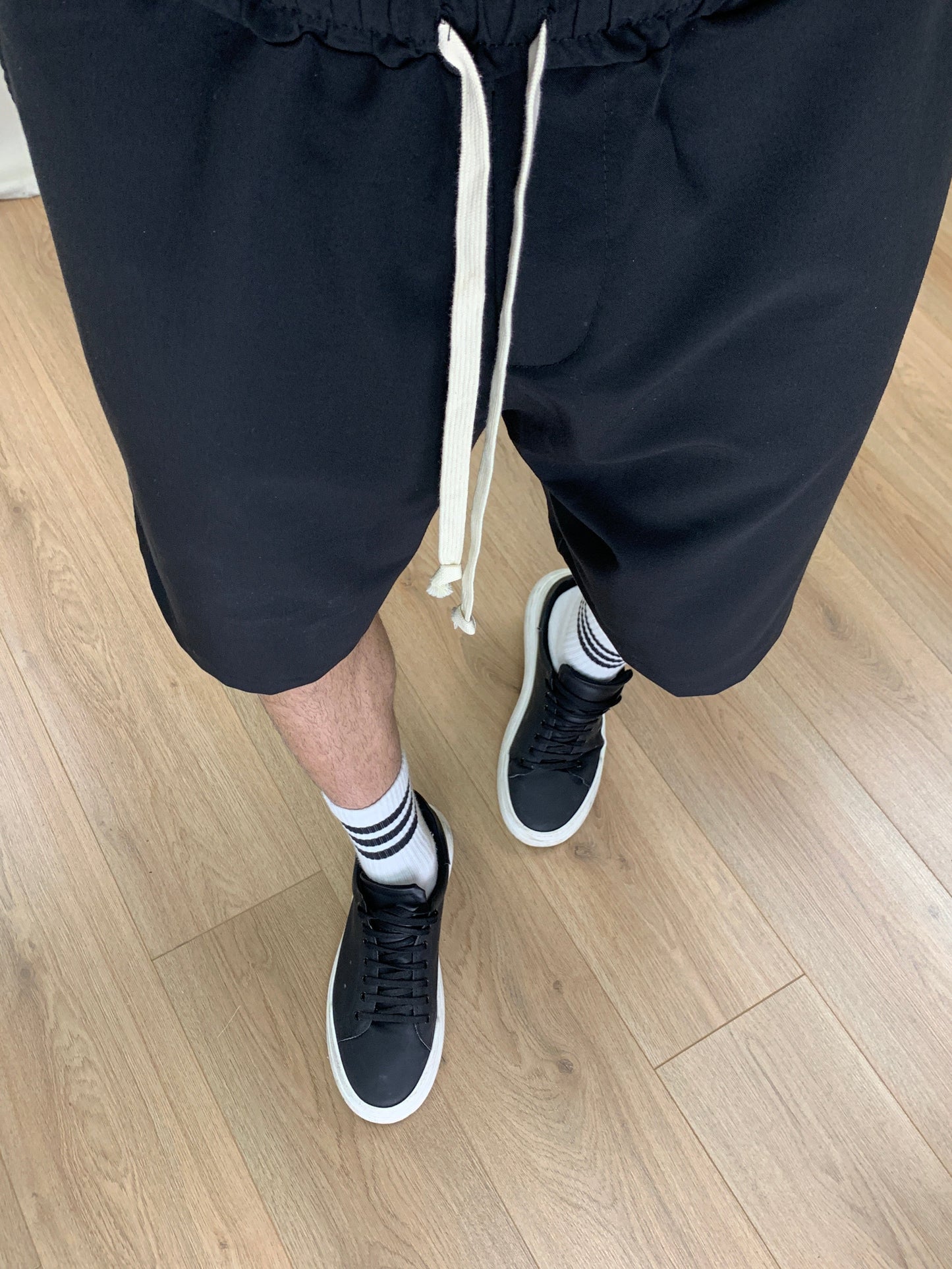 Completo 784 Bermuda + Polo con Zip col. Nero