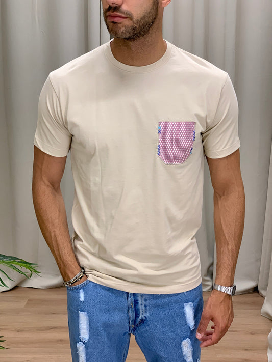 T-shirt Resort con Taschino col. Beige